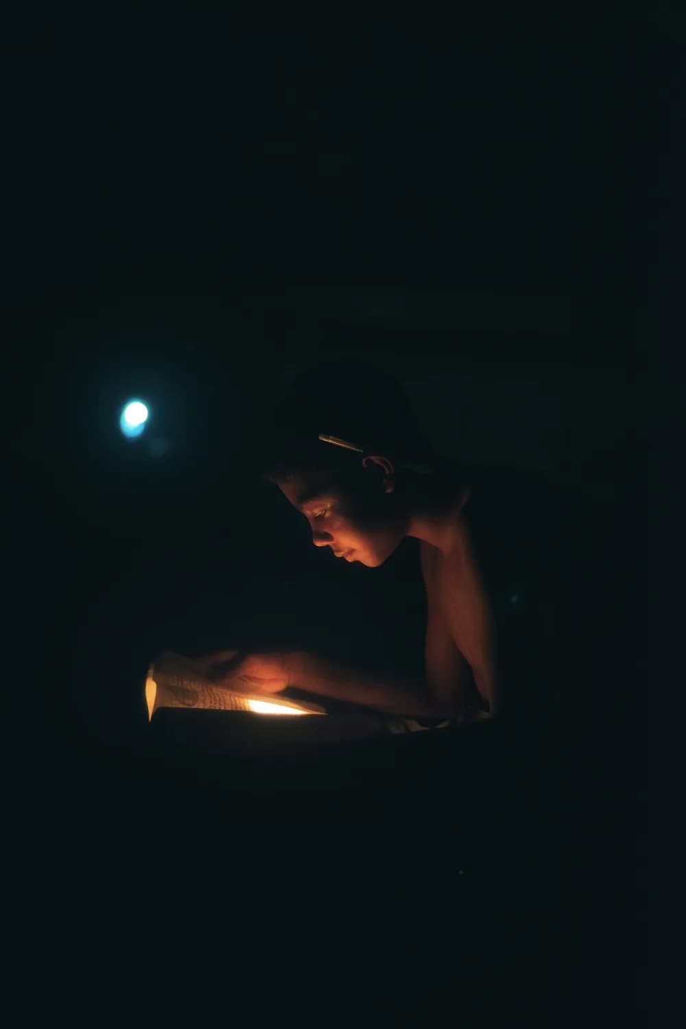 《静夜思》：一首诗的版本流变与文化传承