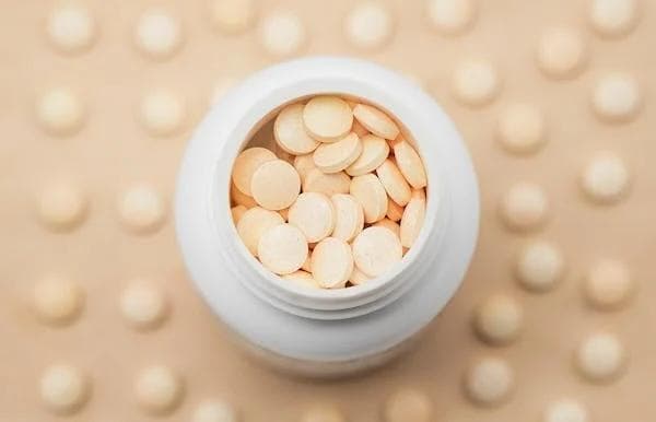 维生素B族的功效与风险：全面解析其作用与副作用