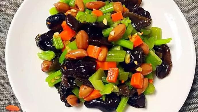 凉拌芹菜的做法与功效