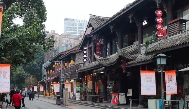 成都免费景点攻略，花50元玩一天，喝茶看戏，比本地人玩得更充实