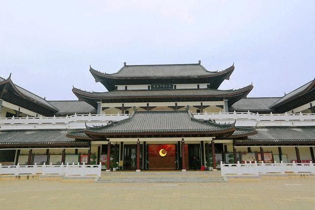 弥勒市博物馆：建筑精美，底蕴深厚，是了解弥勒文化历史的好去处