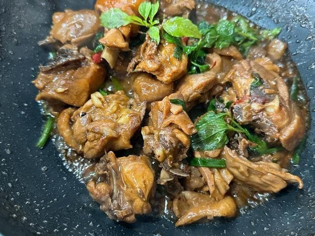 三杯鸡这样做最好：食材、调料与步骤详解