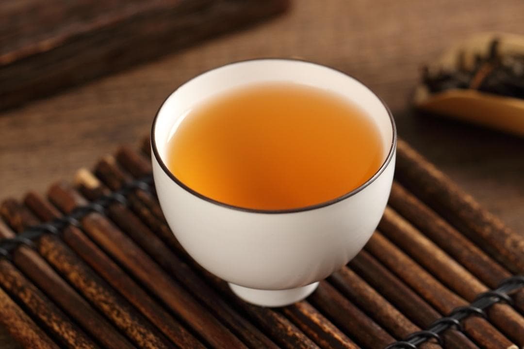 长期喝茶伤胃伤肾？三种茶别喝，尤其是第二种，广东人要注意