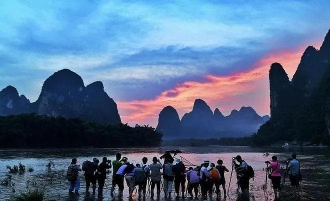 桂林旅游：山水间的游玩秘籍与摄影灵感