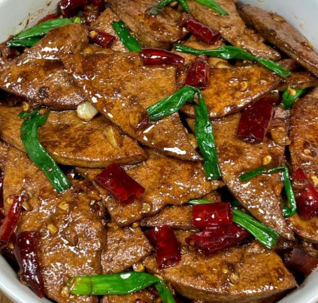 家庭小炒新宠：爆炒猪肝的绝佳风味