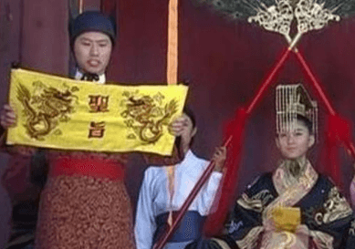韩林儿被拥立称帝，这在当时造成了多大的影响？