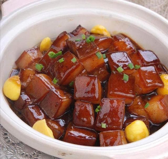年夜饭独家绝技！过年炖红烧肉，两招让你轻松吃出软糯香滑不油腻