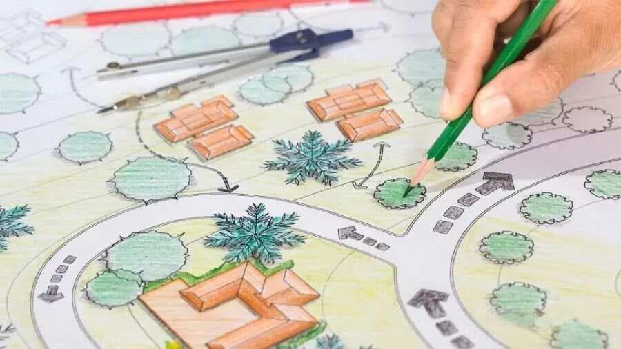 菜园选址全攻略：阳光、地势、水源等关键因素详解