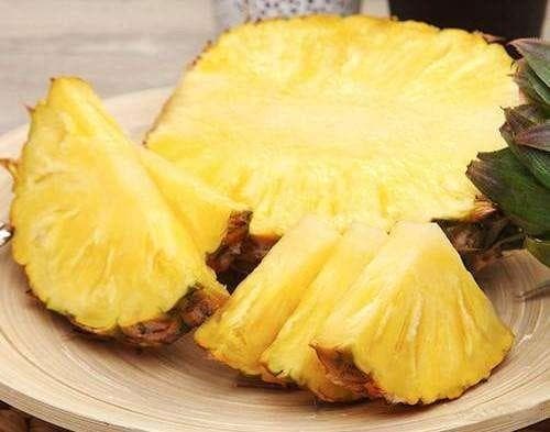 菠萝有哪些营养价值？吃菠萝时需要注意些什么？