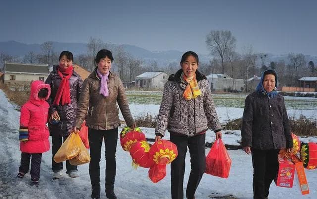 为什么说：过年别再走亲戚？内行：以前走的是亲情，现在不一样了