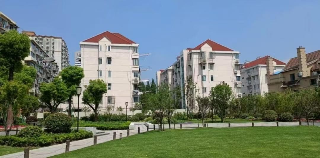 物业费上涨50%，长宁这个老小区的居民为何心甘情愿？