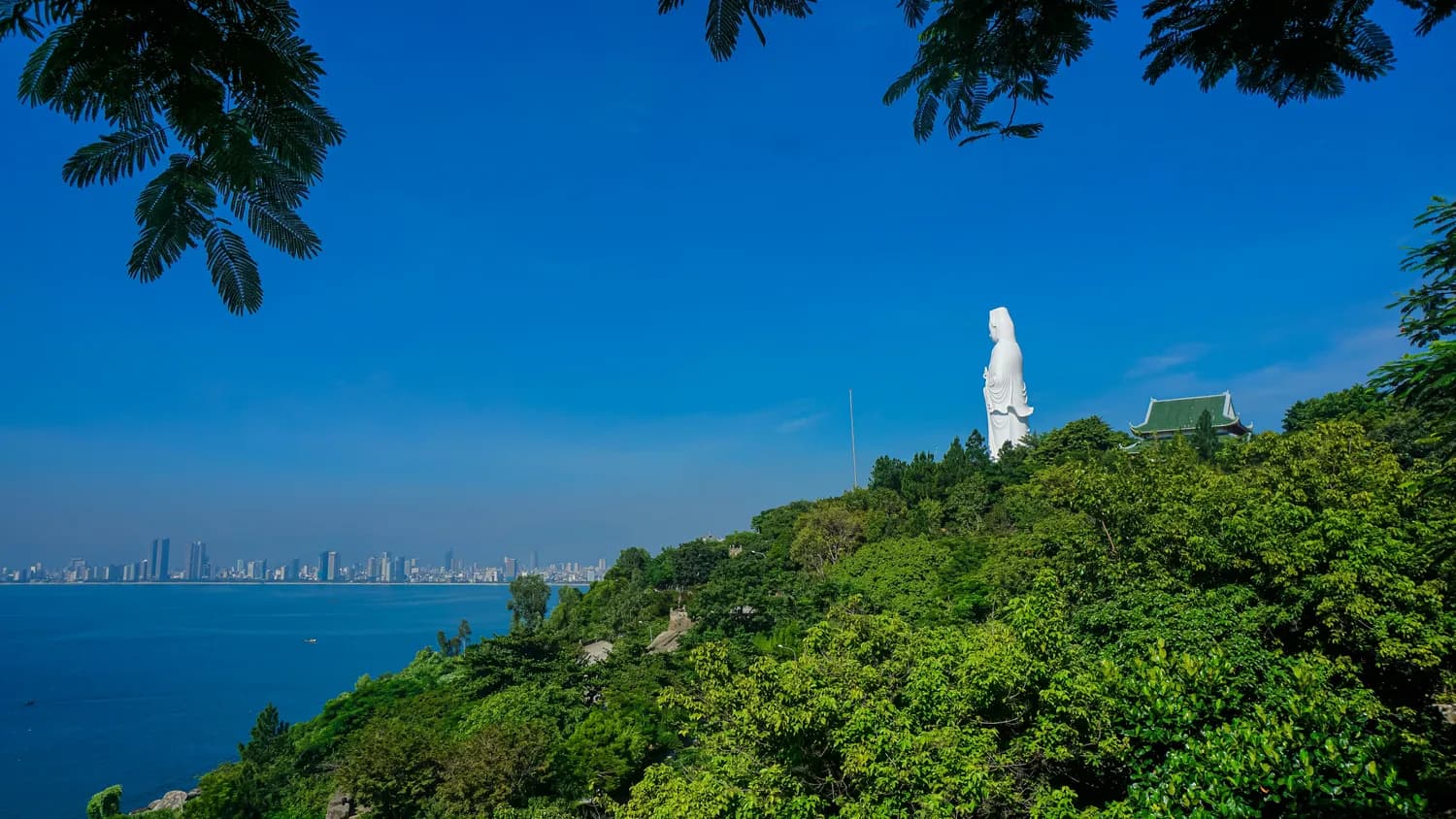 2025元旦打卡：三亚南山海上观音