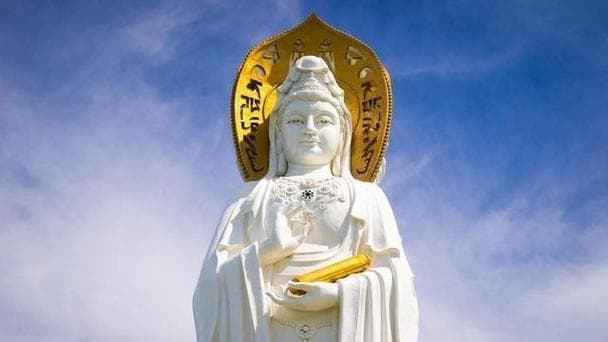梦见佛祖：宗教感应、心理安慰与文化象征