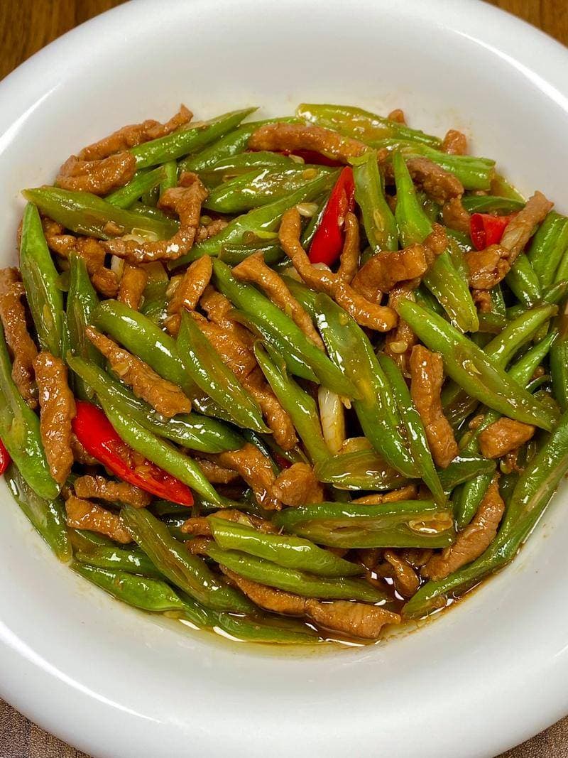 张红甫教你做四季豆角丝炒肉香嫩可口