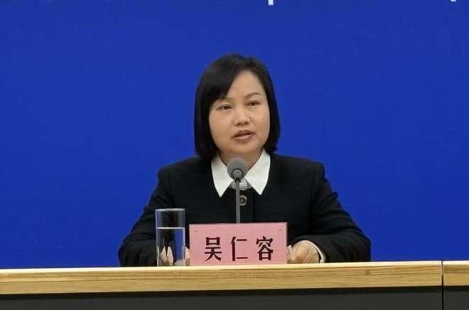 如果孩子沉迷手机，这几个方法能帮到他