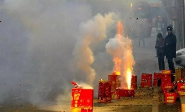 近十年烟花爆竹企业规模发展解析