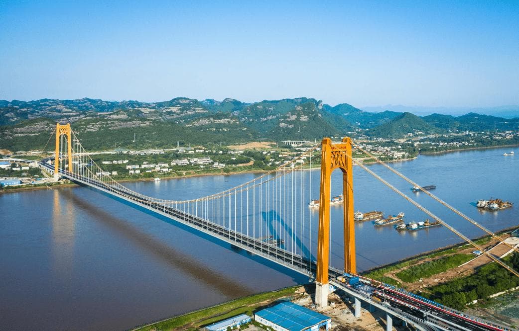 舌尖宜昌，品味多样小吃，感受城市热情