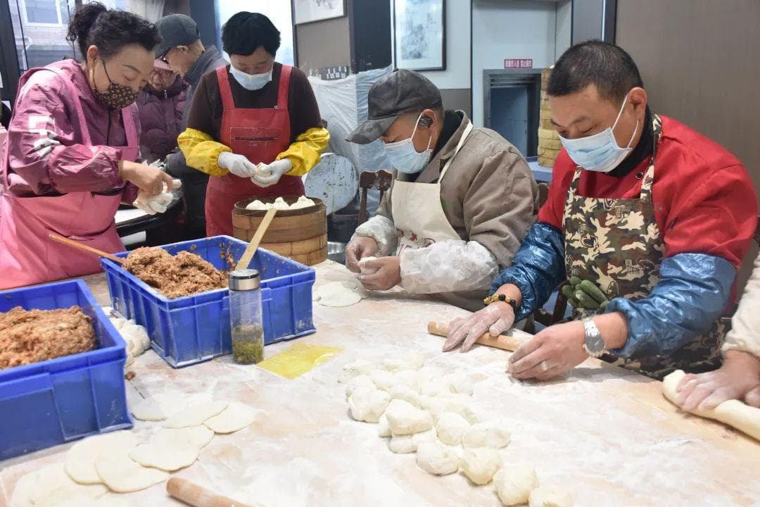 新春走基层｜百年包子铺 蒸出浓浓年味