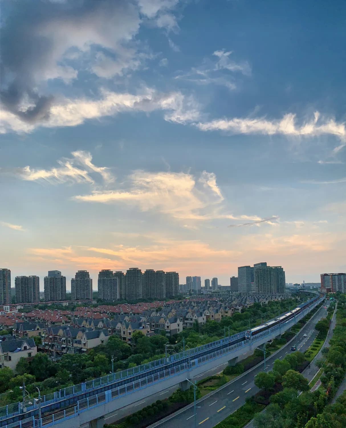 许昌2025：31个重大项目投资超百亿，打造智能制造新高地