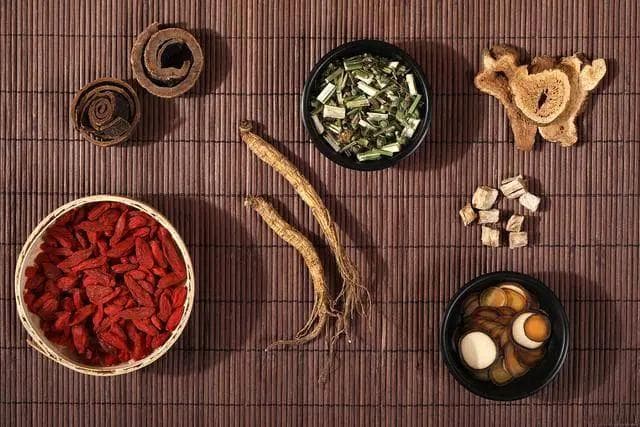 老药新用：逍遥丸、归脾丸、六味地黄丸的现代应用