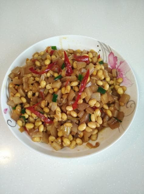 肉皮炒黄豆芽的做法 肉皮炒黄豆芽怎么做