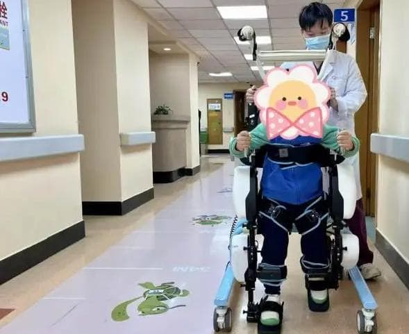 “刘春和只是脑瘫，不是个傻子。”被狠狠戳心后，这位医生很想讲几句
