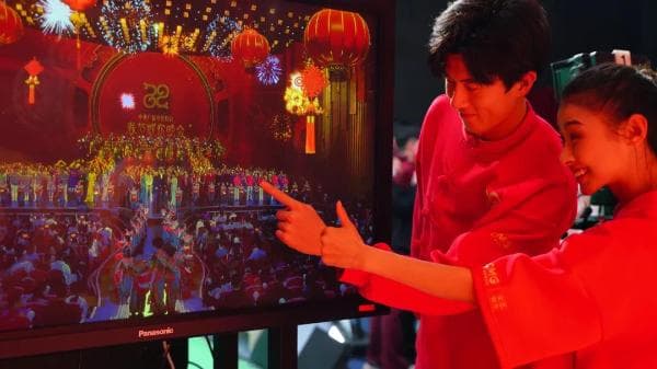 2025年央视春晚：首次推出听障版和视障版无障碍转播