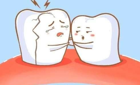 补的牙齿裂了怎么办？可通过粘接修复、瓷贴面、树脂贴面、补牙、全瓷冠等方法应对