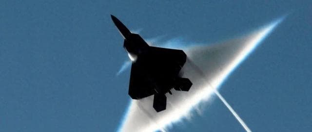 F-22性能指标被揭虚标，歼-20已实现超越