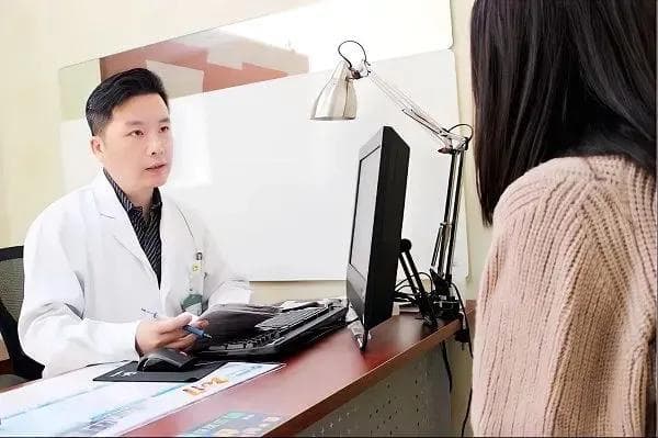 丁克20年突然想生娃？高龄女性辅助生育成功率低，专家建议要趁早