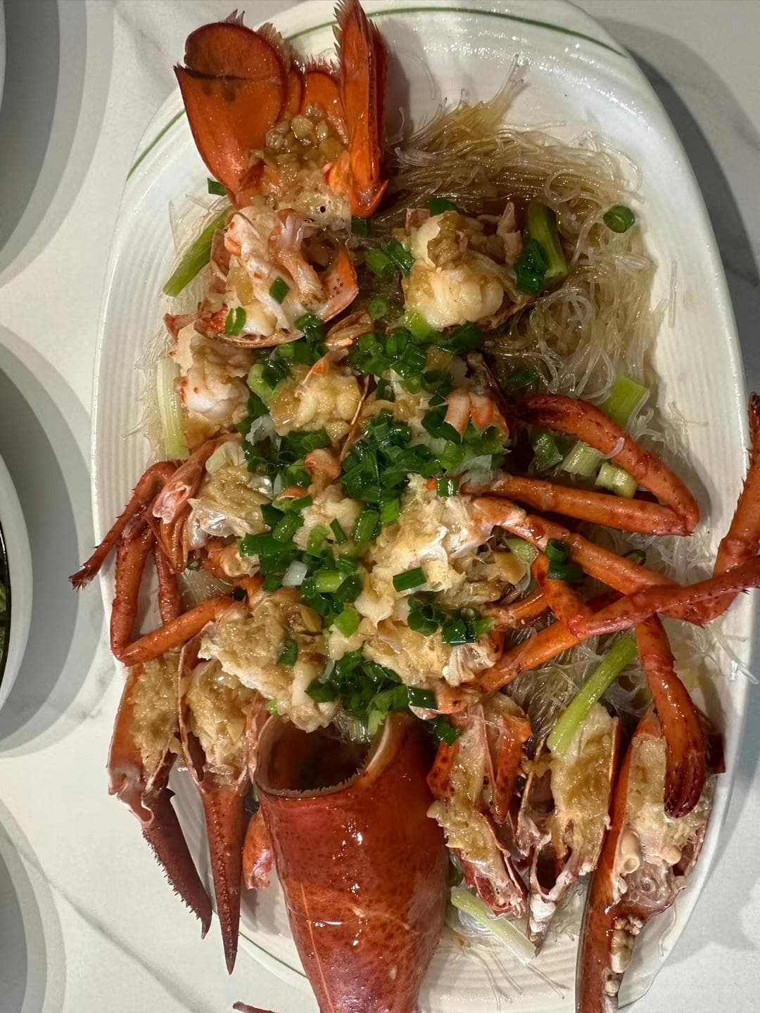 龙虾：海洋的贵族，味蕾的奢华之旅
