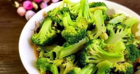 西兰花冬季养护必备：十大要点助你轻松应对低温挑战