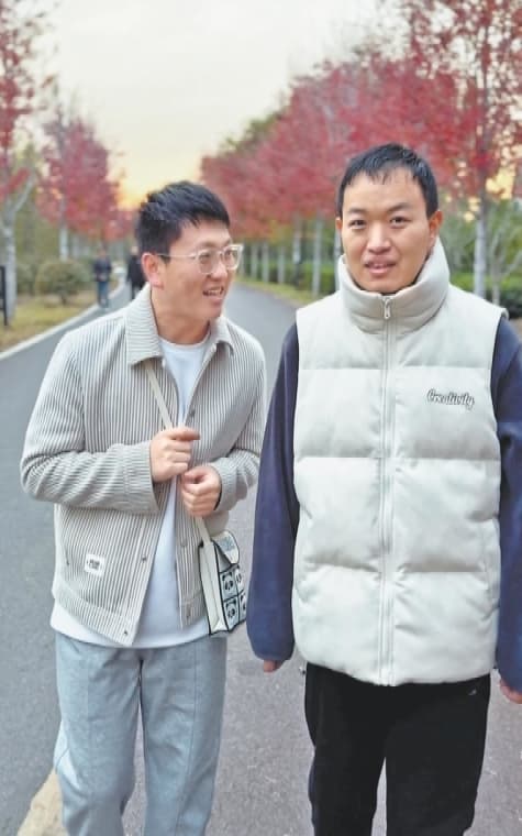 横山小伙跨省照顾一年，河南脑梗好友康复至生活基本能自理——365个日夜的守护