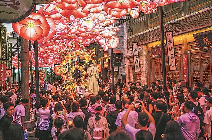 【文化中国行】“花式”过中秋：跨越山海的文化认同