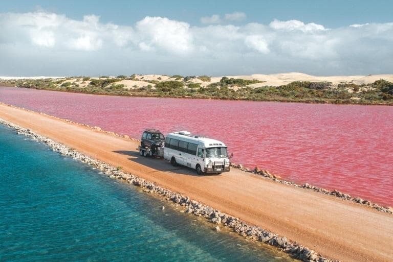 澳大利亚粉红湖地图：7处盐湖景观特色与最佳观赏指南