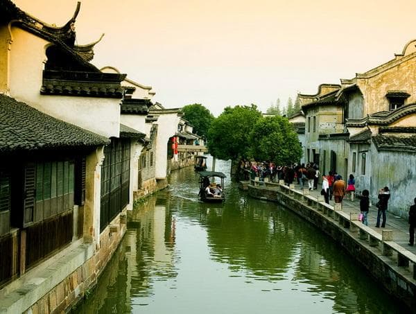 乌镇门票多少钱2025？乌镇门票老人小孩优惠免费政策