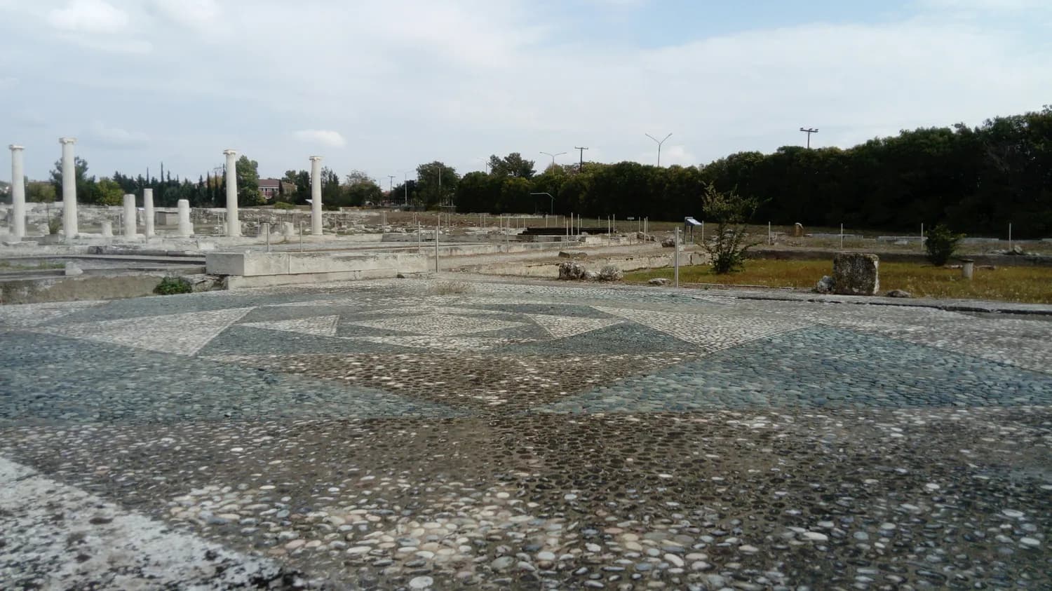 从福泉山遗址到明清墓葬：青浦古墓群展现上海历史文化脉络