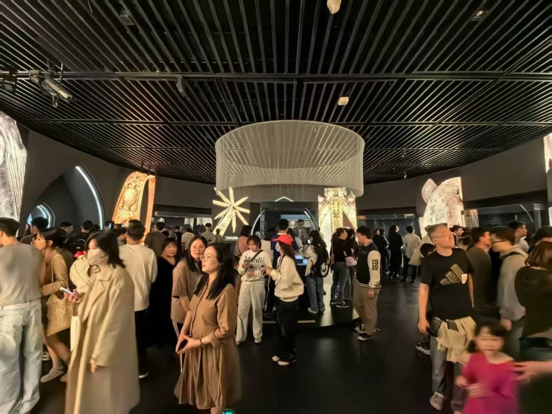 这个国内首展引来了万人空巷！原来是中世纪骑士漂洋过海来看你了