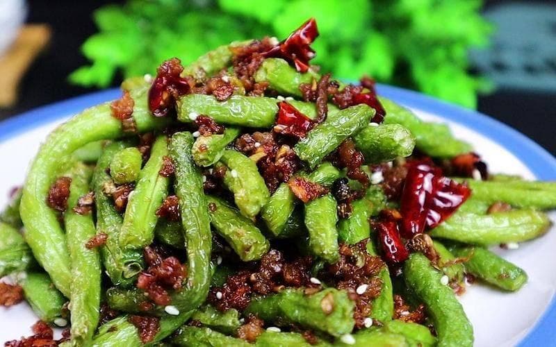 烹饪豆角时最好先焯水！