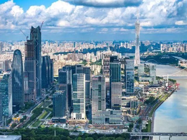 “沉稳”广州出新出彩，“先锋”深圳新上加新｜解读深圳2035