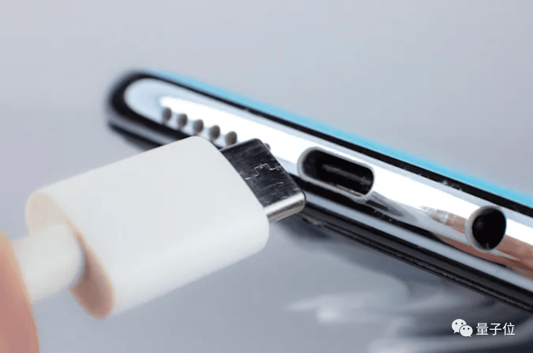 欧盟要统一充电接口为USB-C，苹果急了：这是在扼杀创新