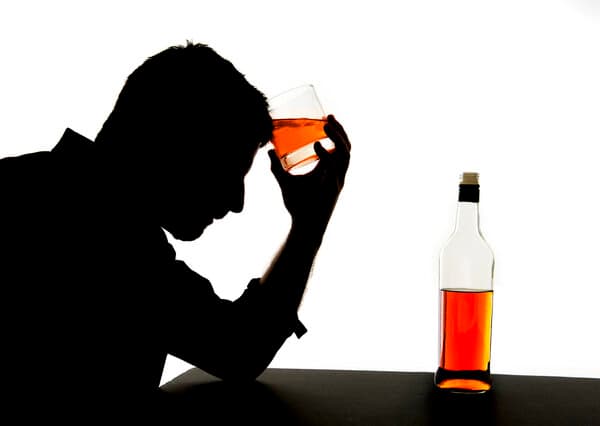 酒精依赖伴发精神障碍怎么办呢