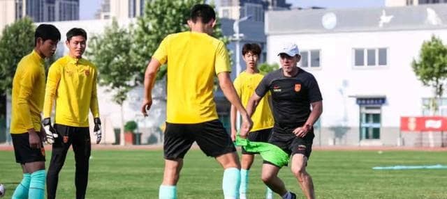 U20国足实力突出，备战亚洲杯赴泰拉练提升竞技水平