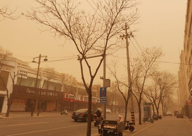 诗评：一首感怀诗，道尽敬畏，人生里对人对事对环境要学会感恩