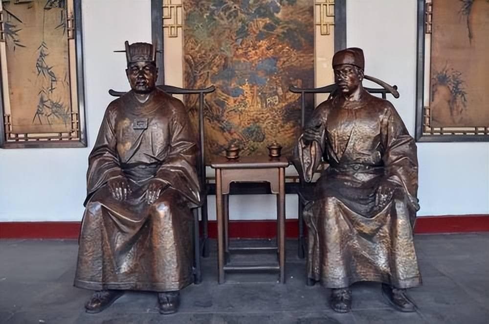 范仲淹滕子京：岳阳楼背后的双星闪耀