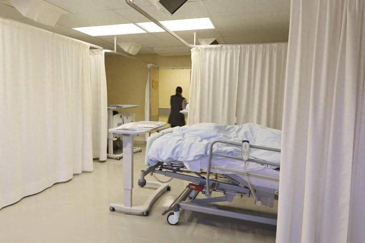 医院里的ICU、MICU、EICU、NICU、NCU、CCU、RCU都是啥意思？