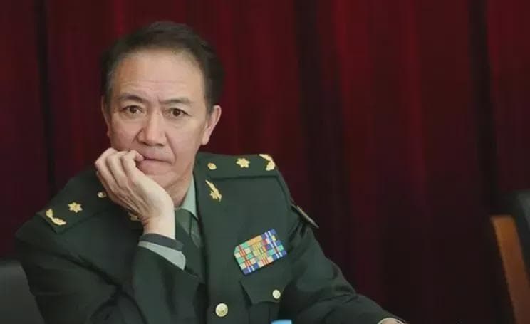 央视紧急叫停李幼斌反腐剧《守望者》，两集下架引发舆论热议