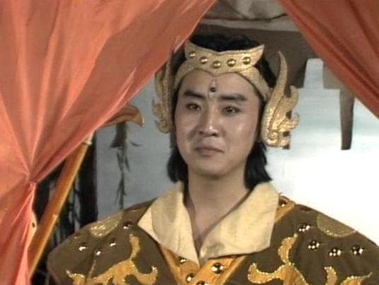 傅艺伟吸毒风波再起，昔日“最美妲己”今何在？