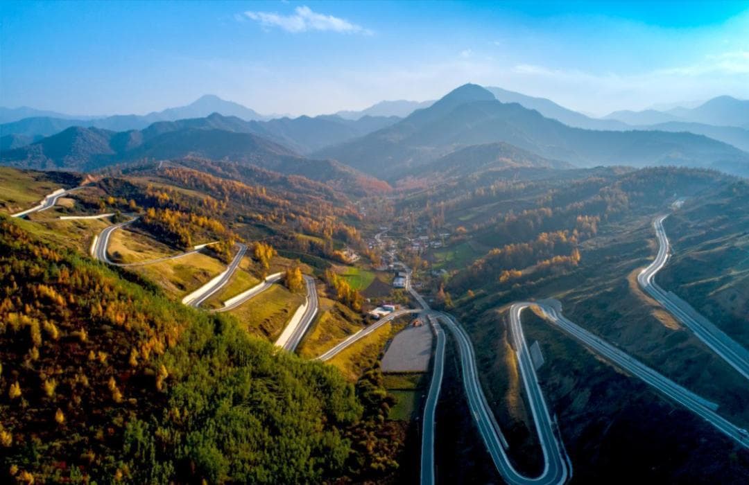 沿太子山旅游大通道最全旅游线路攻略——国庆游临夏，感受应季而生的自然繁华