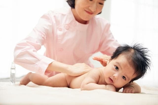 学会这些推拿方法，孩子这几个常见问题自己解决！